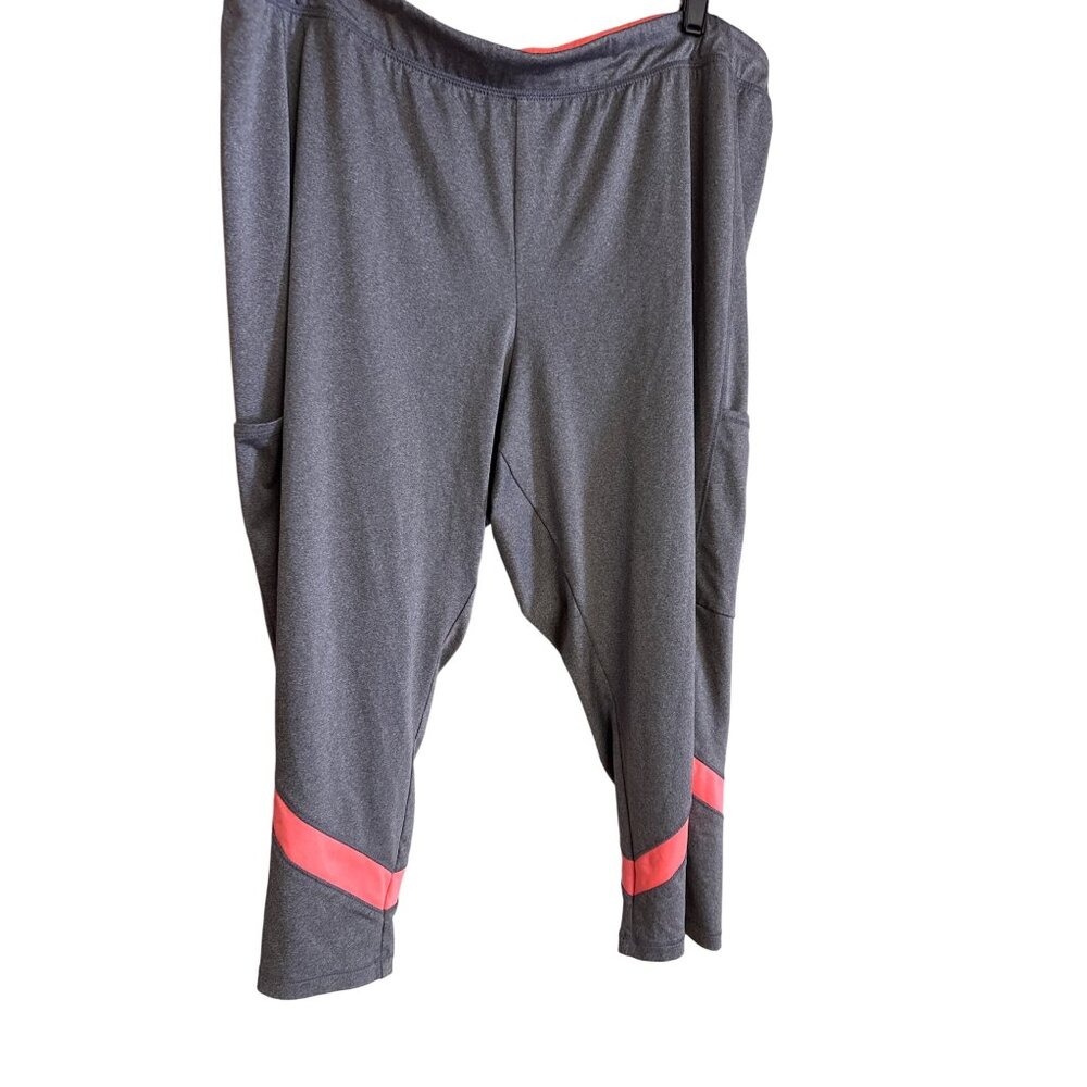 Catherines Womens Active Capri Pants 2X 22/24W Gray W/ Coral Accents Pockets Str